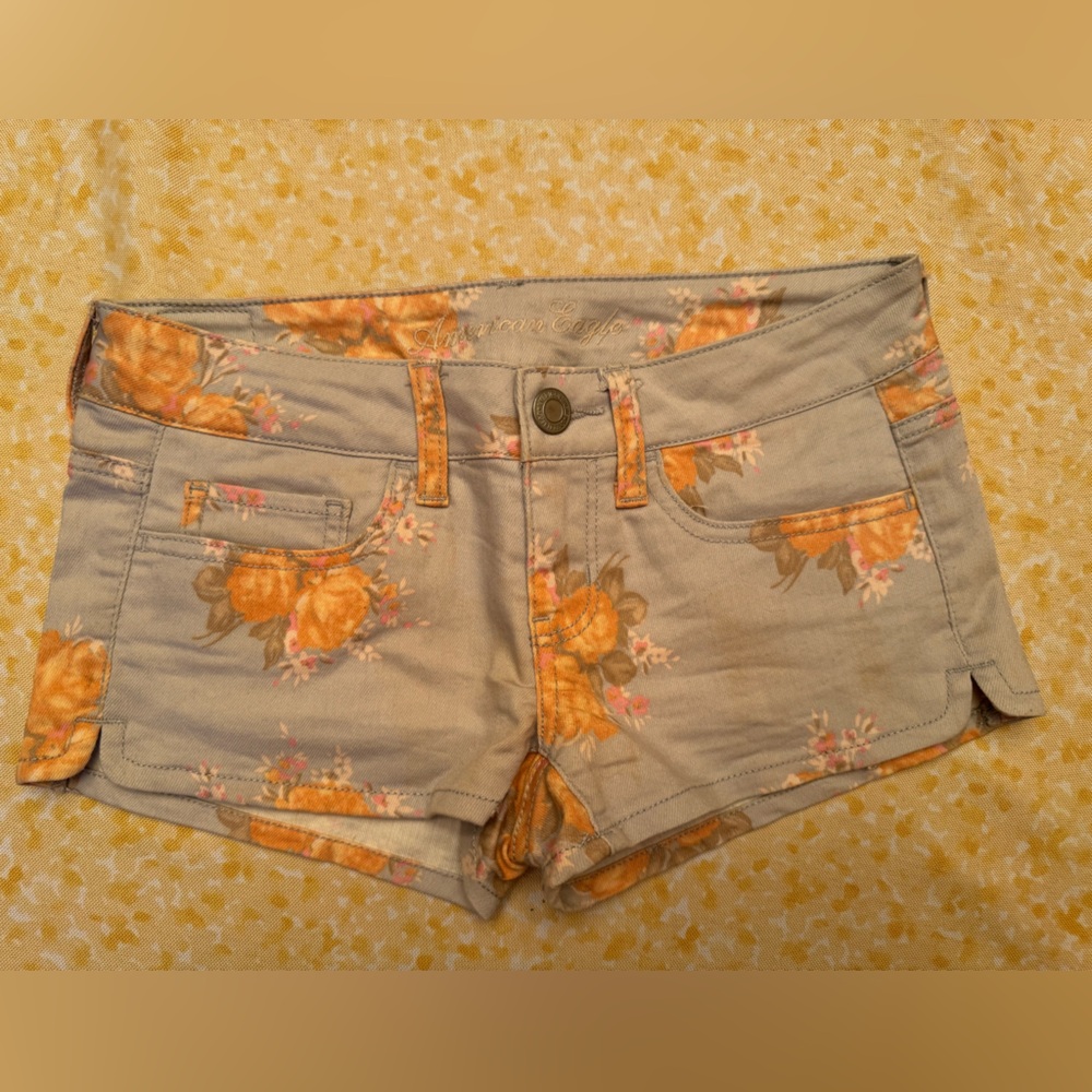 American Eagle Floral Shorts